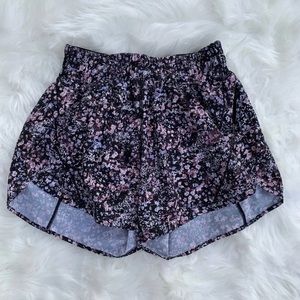 Lululemon track that shorts